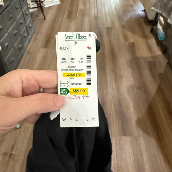 NWT Walter Baker 100% silk cuffed Cropped pants Size 10 Gold Zippers Designer - Picture 5 of 7